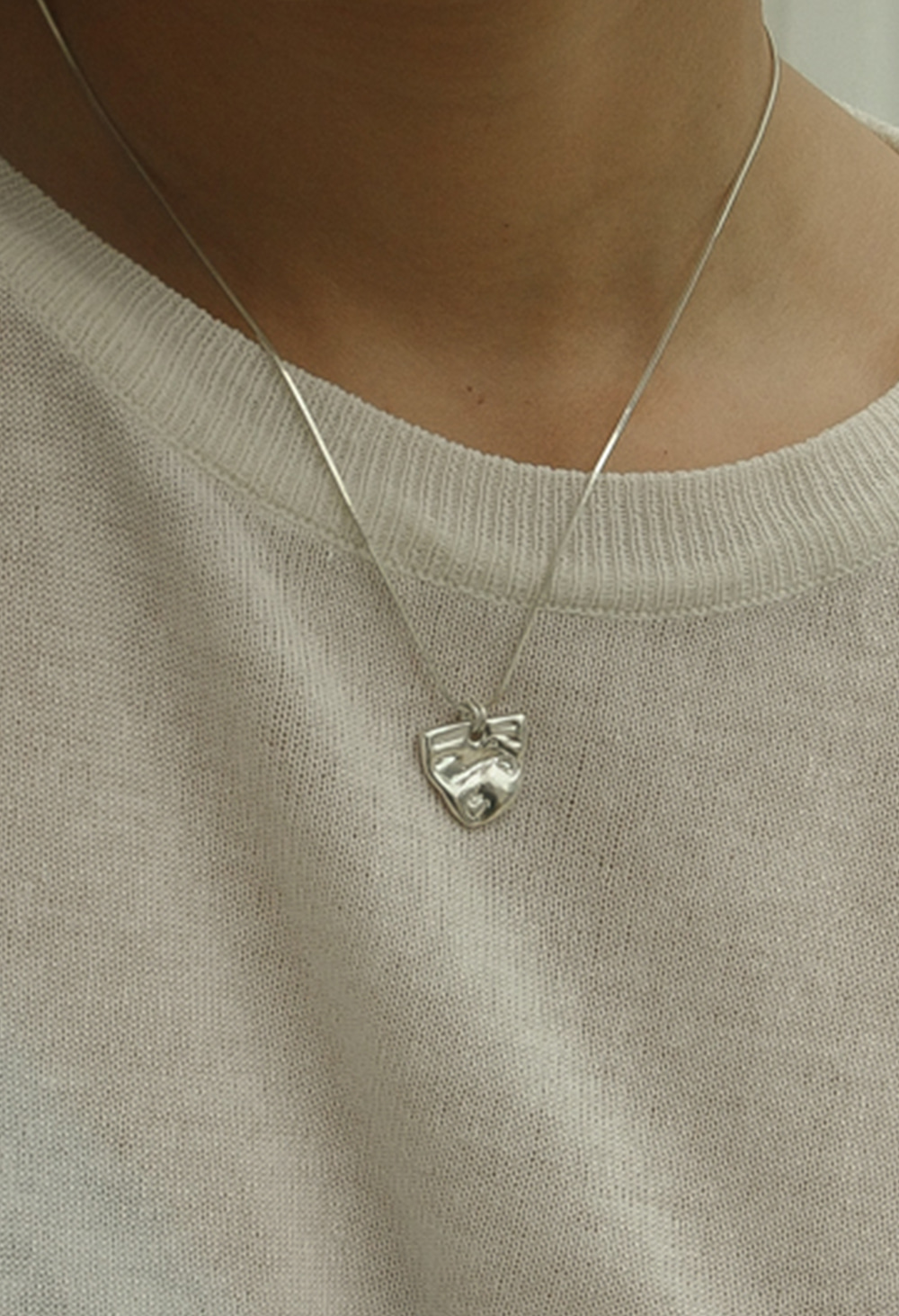#105 Corallo necklace